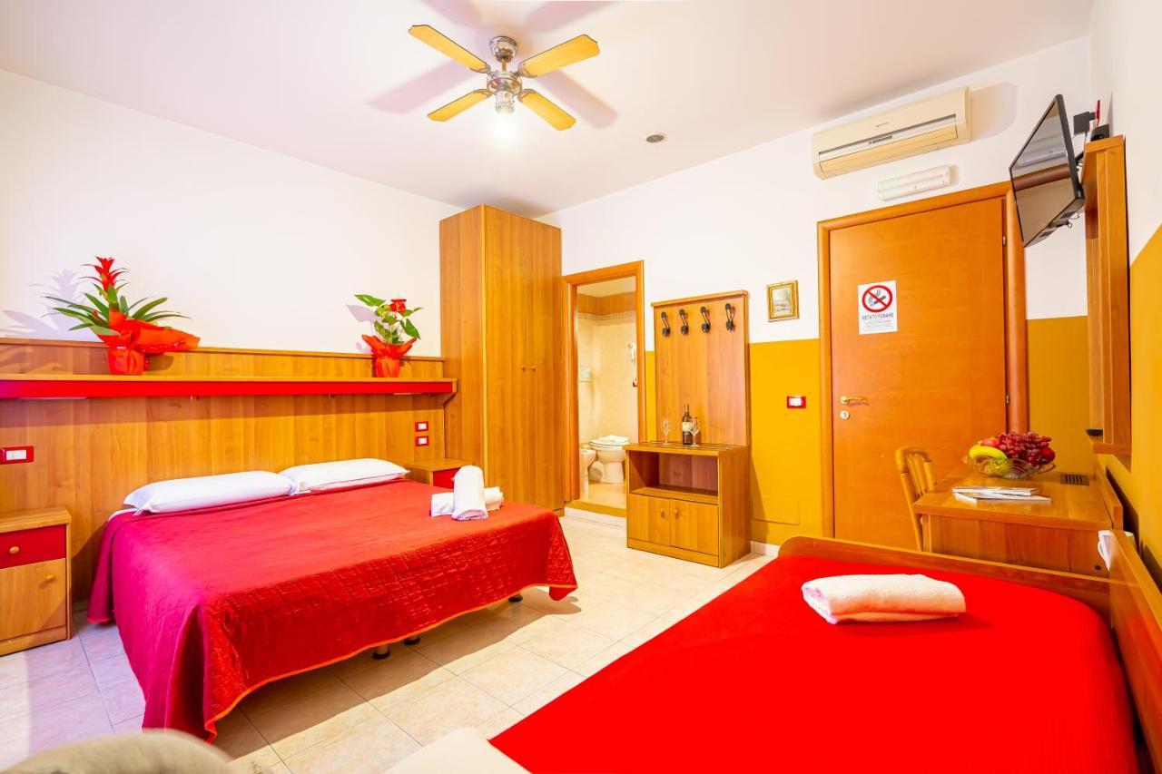 Booking Inn Rome Center Buitenkant foto