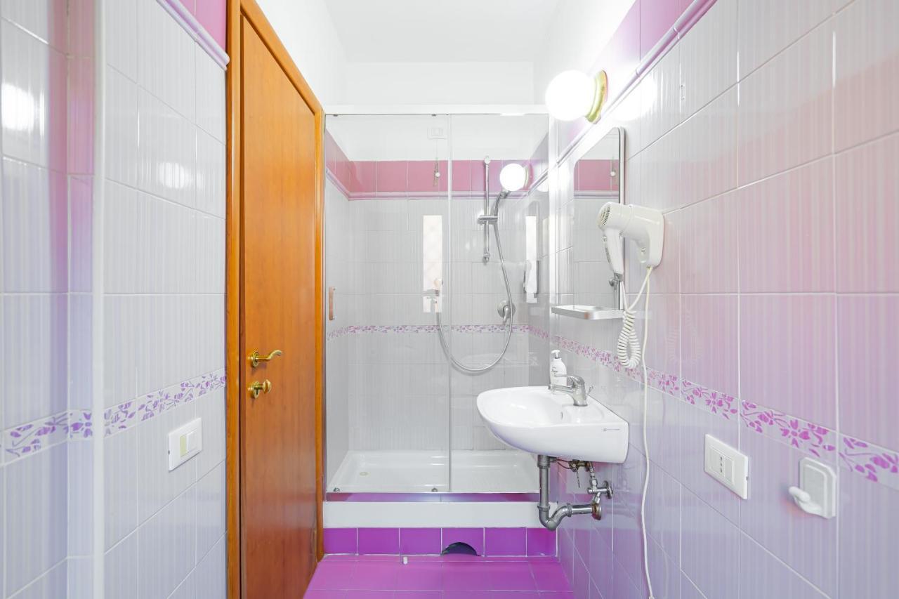 Booking Inn Rome Center Buitenkant foto