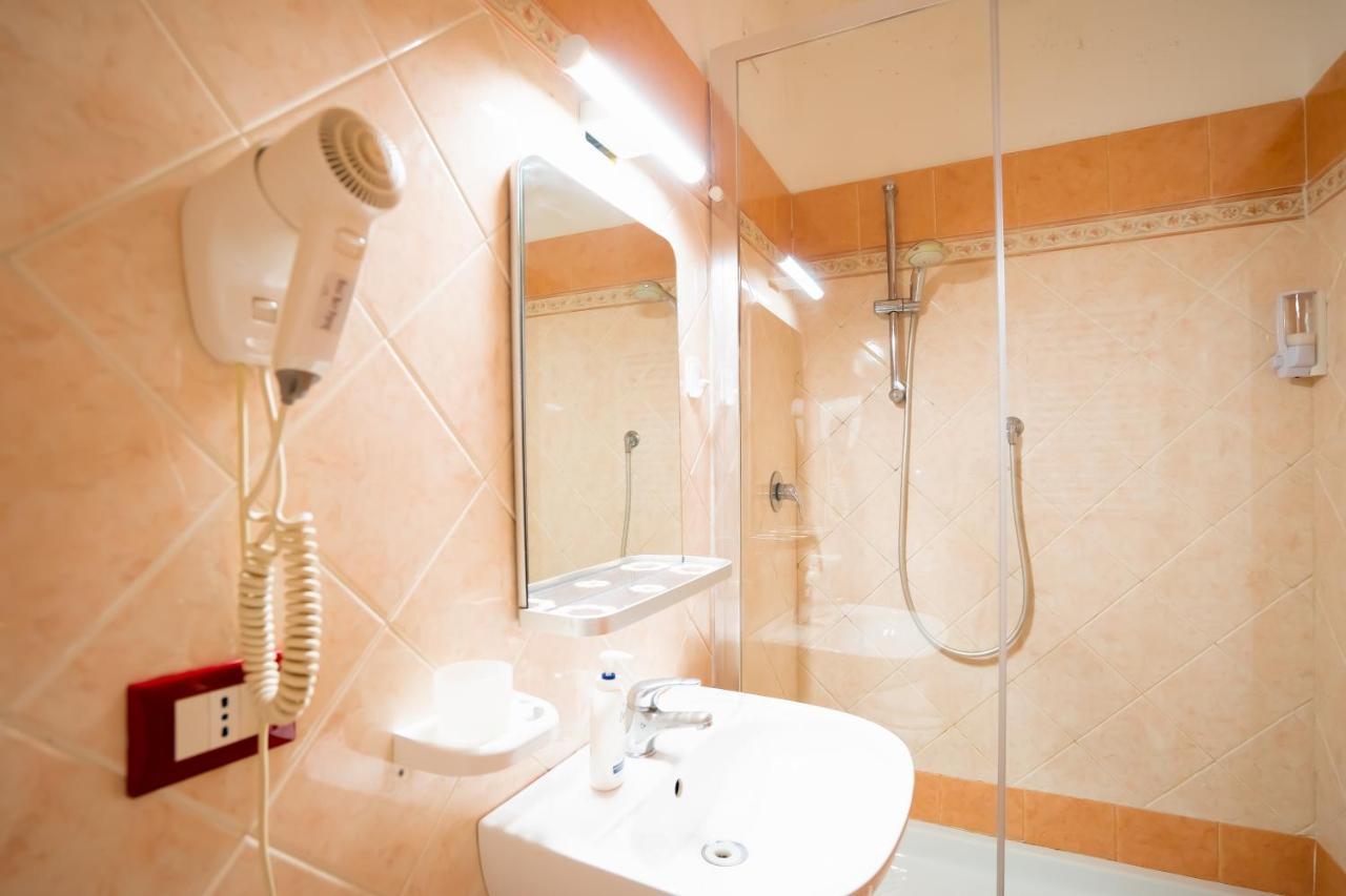 Booking Inn Rome Center Buitenkant foto